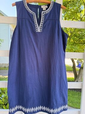 NWT Vineyard Vines Navy Blue Sleeveless Embroidered Midi Dress